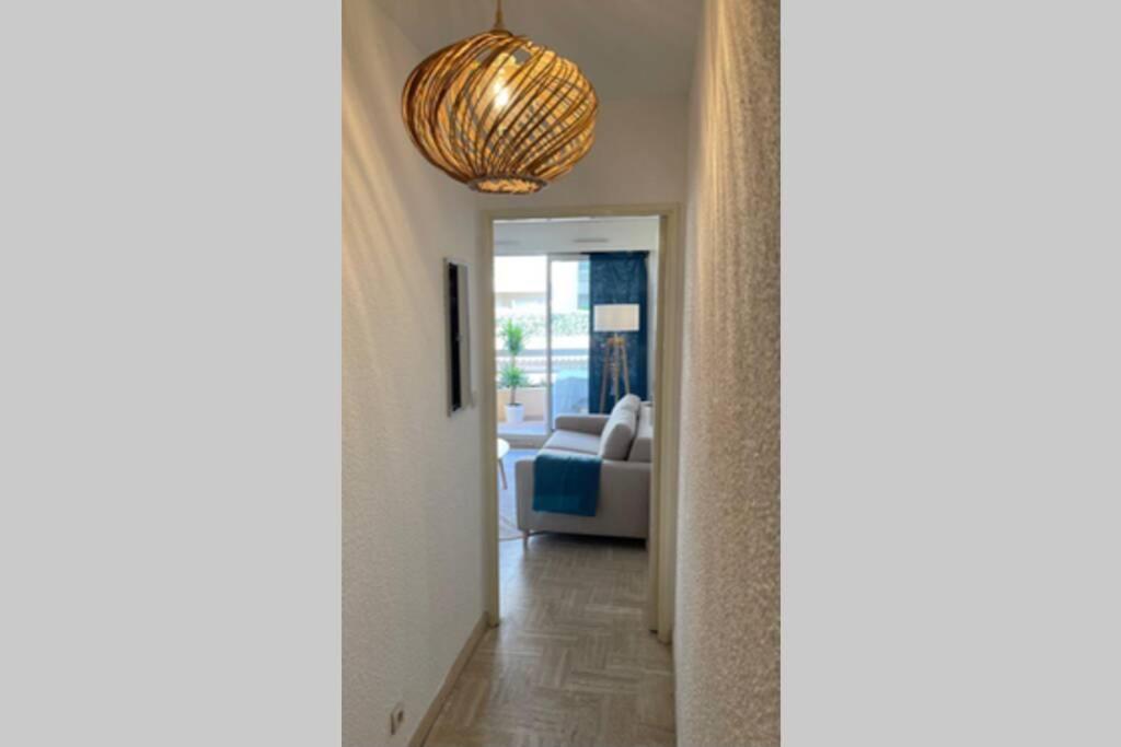 Confortable Appartement A キャバレール・シュル・メール エクステリア 写真
