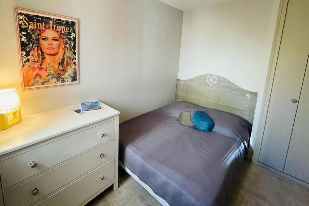 Confortable Appartement A キャバレール・シュル・メール エクステリア 写真